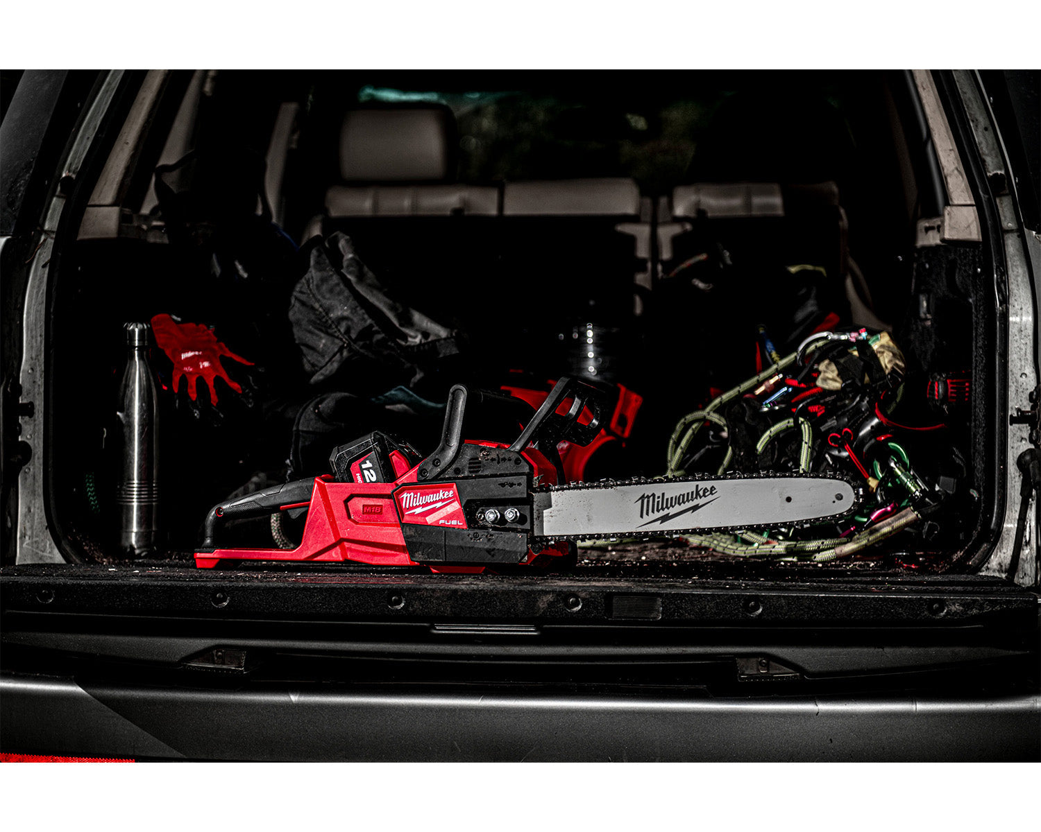 MILWAUKEE® M18 FUEL™ 40cm Chainsaw Kit